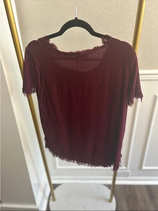 Frayed Edge Short Sleeve Top in Burgundy - Picture 2 of 5